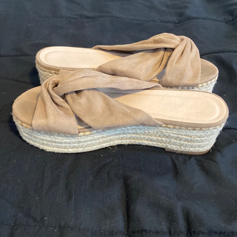 Brown Heeled Flats With Bow, Women’s size 8